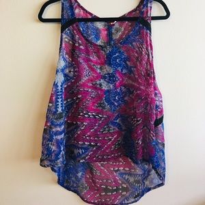 High-low flowy tank